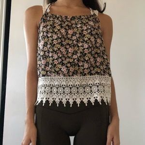 Floral and lace adjustable top